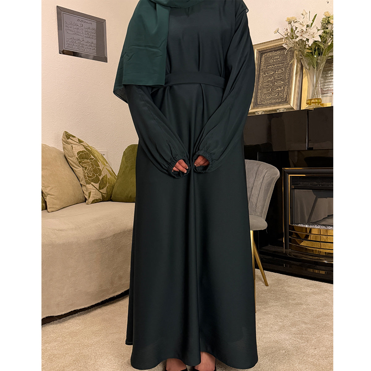 Premium Korean Zoom Zip Pocket Belted Closed Abaya