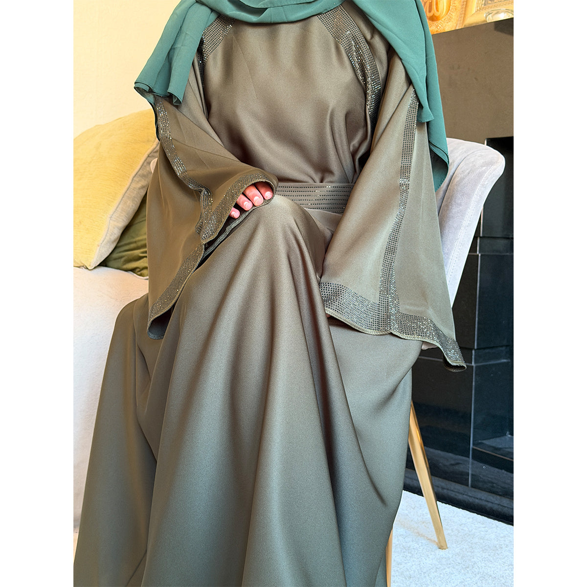 Amirah Belted Gem Stone Abaya